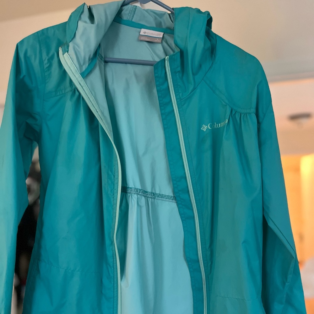 Wind breaker